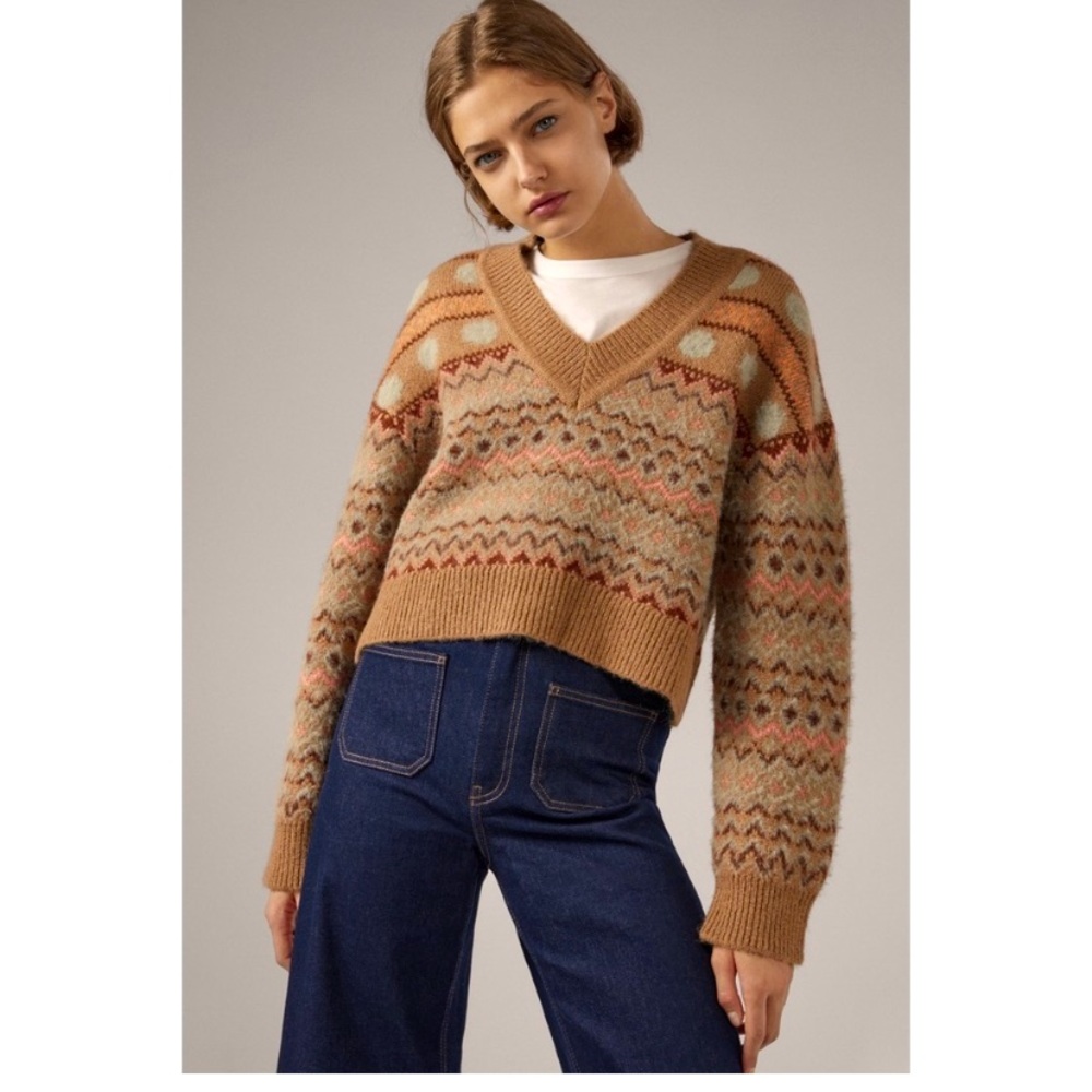 Zara Jacquard Knit Crop Sweater